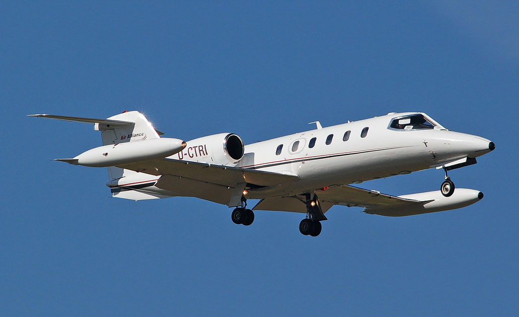 D-CTRI Learjet 35A 35A-346 Air Alliance GmbH @ Aeroporto di Verona 30.09.2018  © Piti Spotter Club Verona
