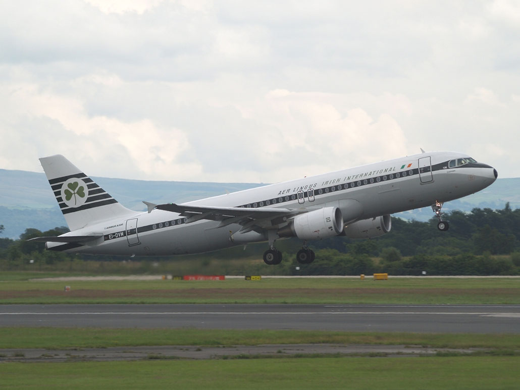EI-DVM A320-214 4634 Aer Lingus @ Manchester Airport 20.07.2012  © Piti Spotter Club Verona