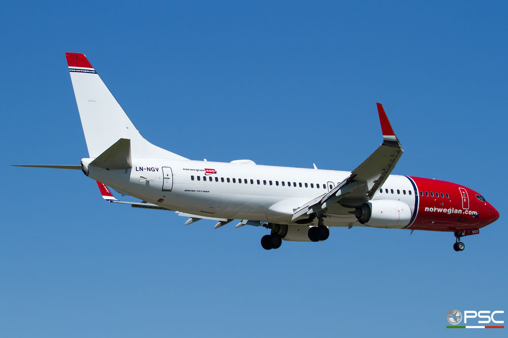 LN-NGV B737-8JP 39031/4841 Norwegian @ Aeroporto di Verona 20.04.2017  © Piti Spotter Club Verona