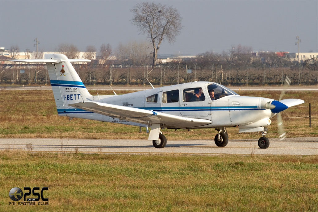 I-BETT - Air Vergiate Piper PA-28RT-201T Turbo Arrow IV