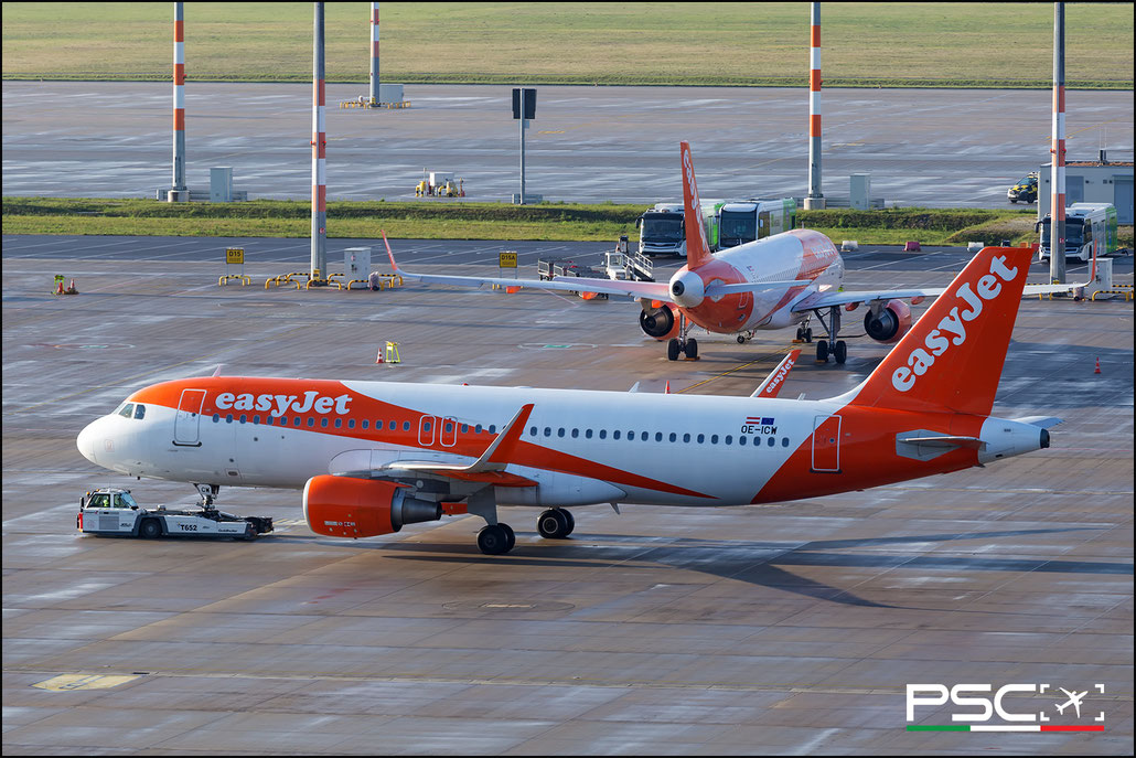 OE-ICW Airbus A320-214 5739  cfm56-5B4/3  easyJet Europe>easyJet 2013 @ Berlin BER 12 2024 e © Piti Spotter Club Verona