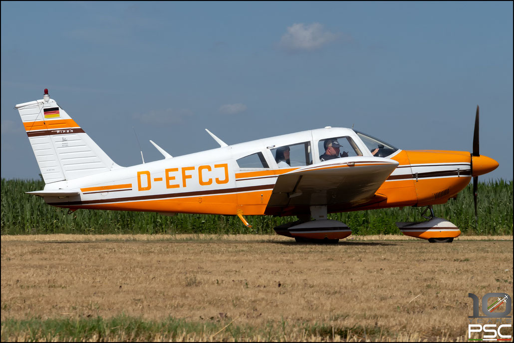 D-EFCJ Piper PA-28-180 Cherokee F · Serial #: 28-7105040 @ Bagnolo (PD) © 2022 Piti Spotter Club Verona