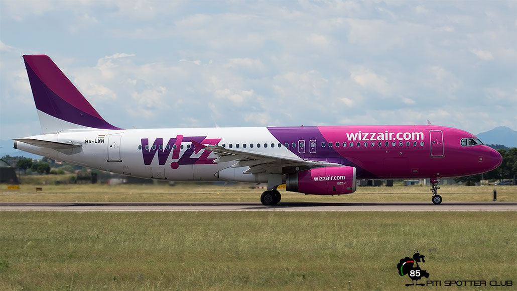 HA-LWN A320-232 5075 Wizz Air @ Aeroporto di Verona - 15/07/2016 © Piti Spotter Club Verona