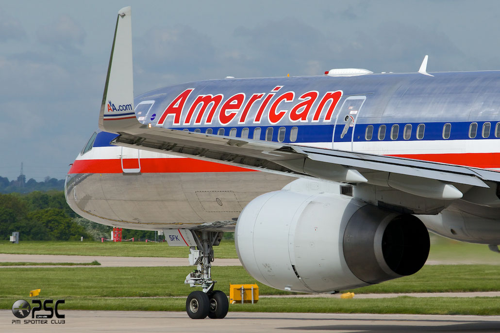 N175AN B757-223 32394/992 American Airlines @ Manchester Airport 13.05.2014 © Piti Spotter Club Verona