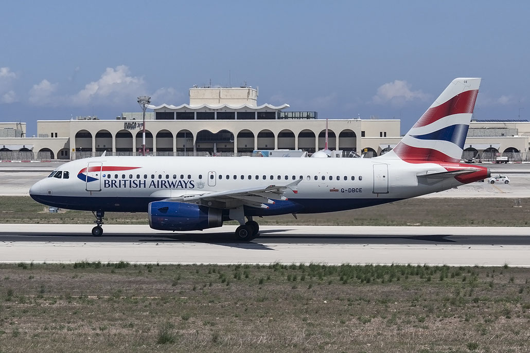 G-DBCE A319-131 2429 British Airways @ Malta Airport 08.2015 © Piti Spotter Club Verona