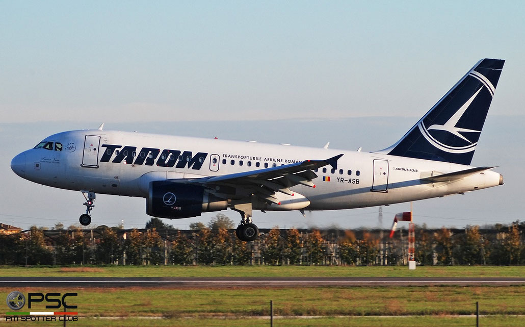 YR-ASB  A318-111  2955  TAROM - Transporturile Aeriene Romane  @ Aeroporto di Verona  11 2021 © Piti Spotter Club Verona