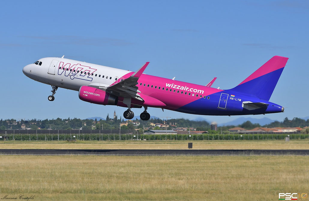 HA-LYM  A320-232  6544  Wizz Air  @ Aeroporto di Verona  07 2022 © Piti Spotter Club Verona