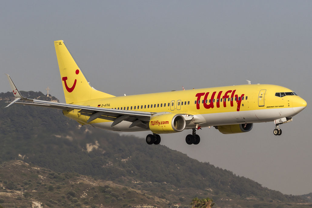 D-ATUL B737-8K5 38820/3653 TUIfly @ Rhodes Airport 11.07.2015 © Piti Spotter Club Verona