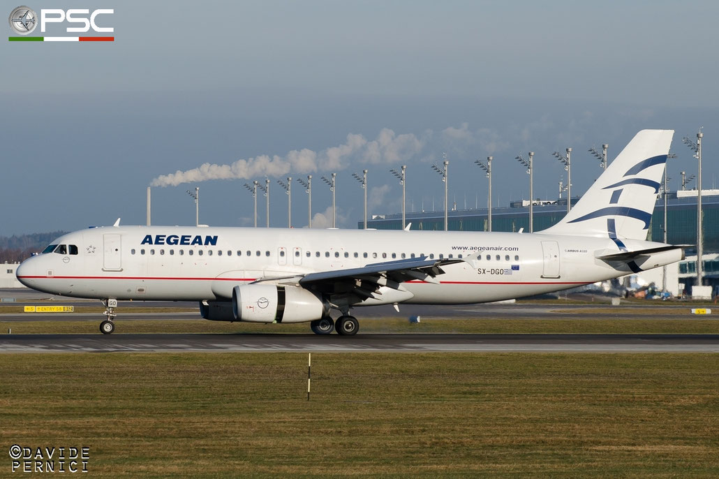 SX-DGO A320-232 3519 Aegean Airlines @ Munich Airport 13.12.2015 © Piti Spotter Club Verona