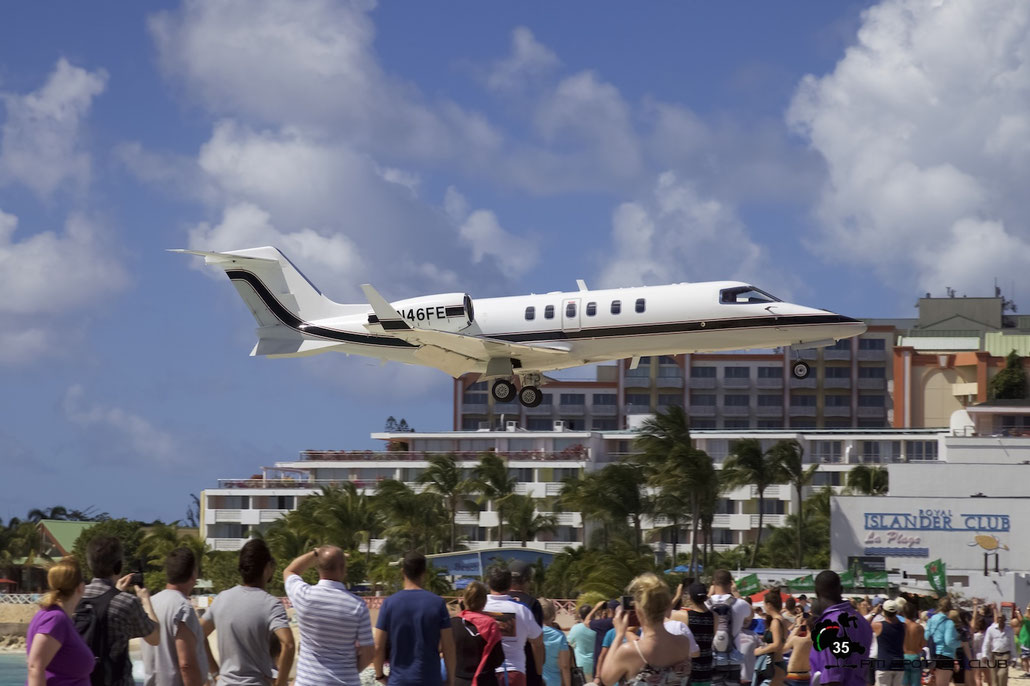 N46FE Learjet 40 45-2010 Green KIng Inc. @ Sint Maarten Airport 05.03.2016 © Piti Spotter Club Verona