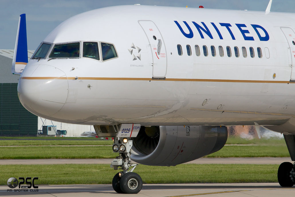 N12125 B757-224 28967/788 United Airlines @ Manchester Airport 13.05.2014 © Piti Spotter Club Verona