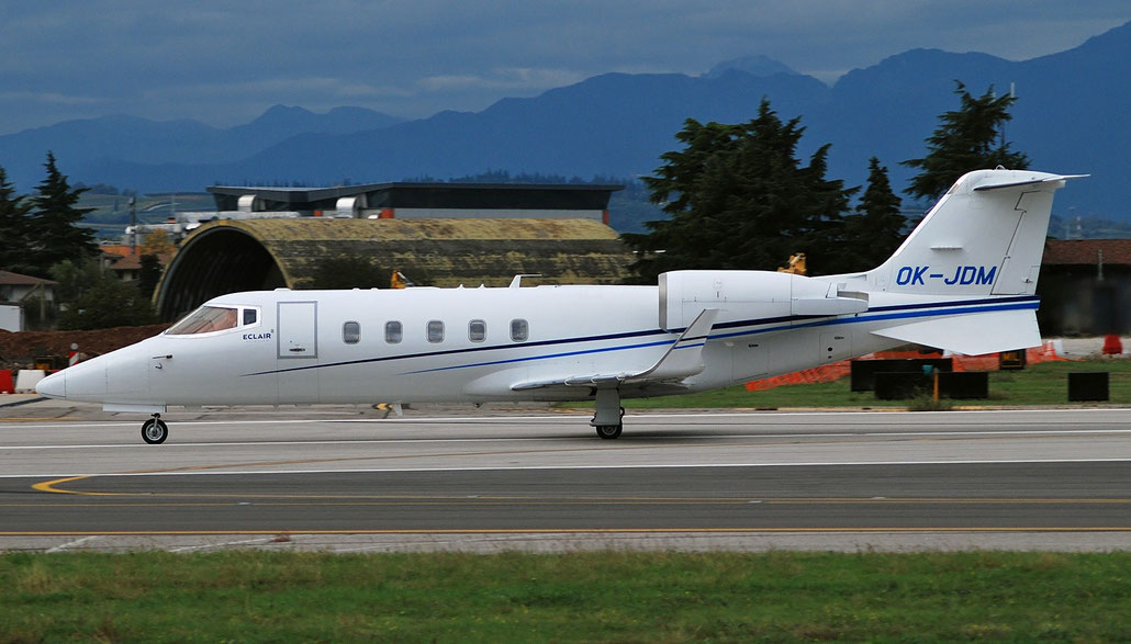 OK-JDM Learjet 60XR 60-330 Eclair Aviation @ Aeroporto di Verona 11.2018  © Piti Spotter Club Verona