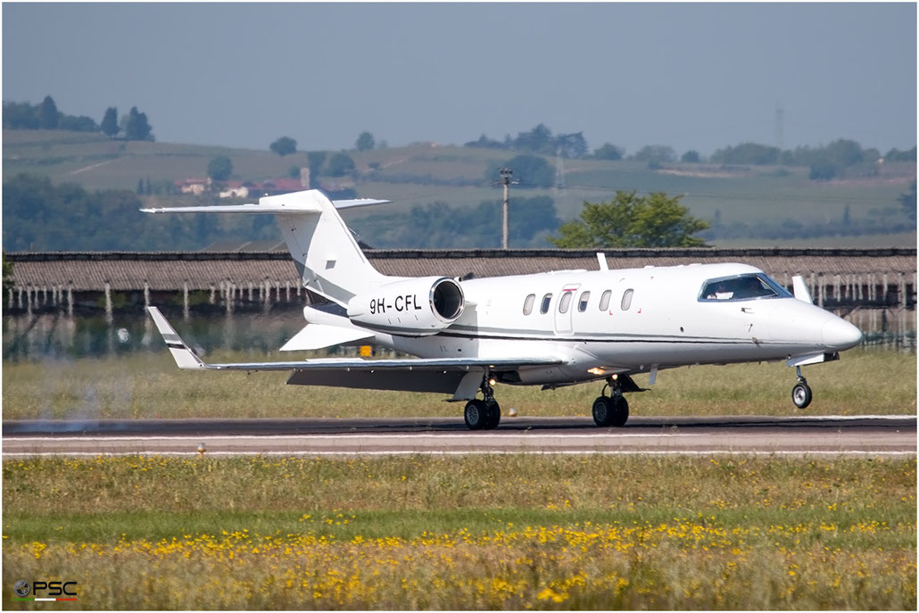 9H-CFL - 2004 LEARJET 40  - Private - @ Aeroporto di Verona - 2016 © Piti Spotter Club Verona