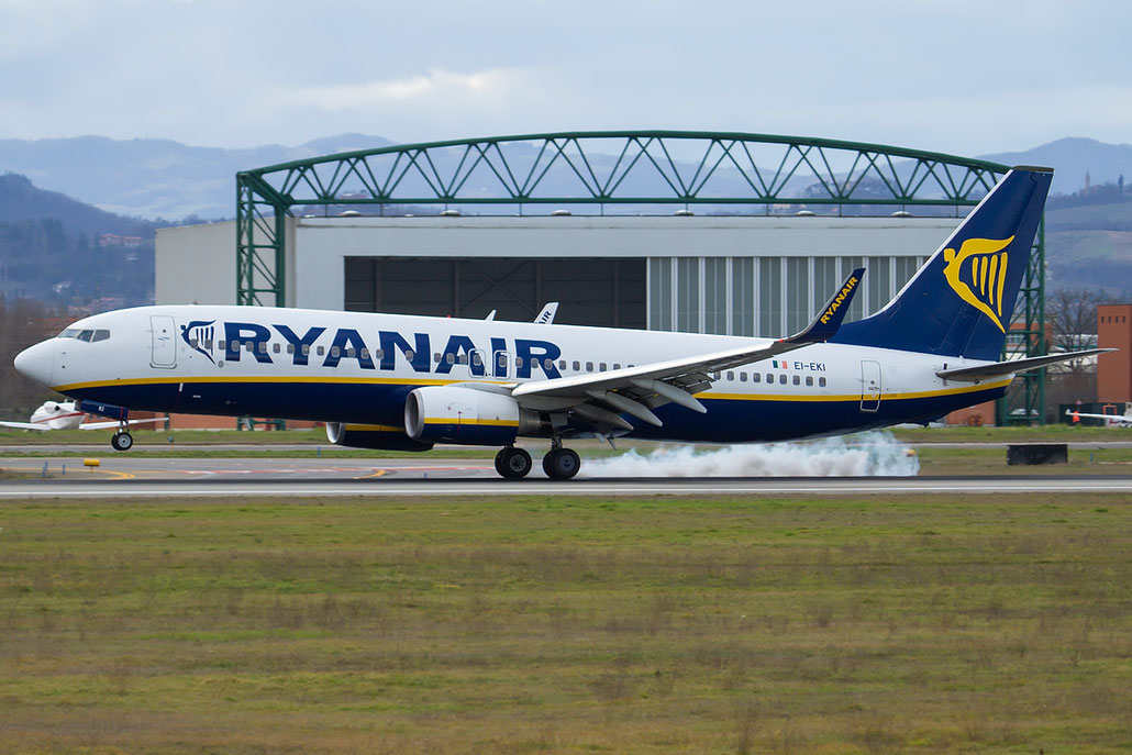 EI-EKI B737-8AS 38496/3168 Ryanair @ Bologna Airport 18.02.2016 © Piti Spotter Club Verona