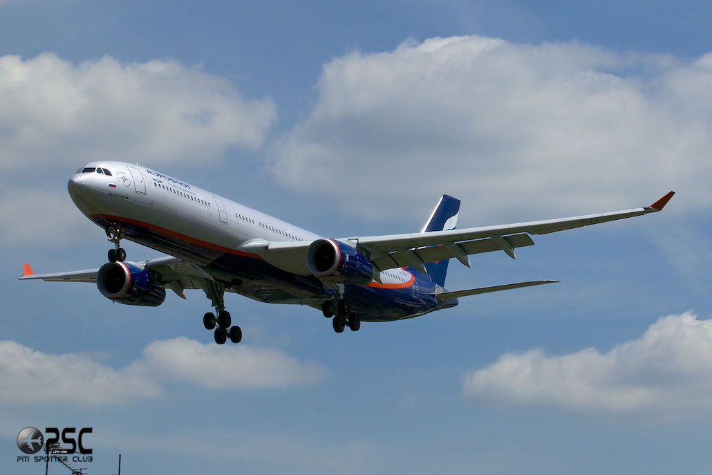 VQ-BQX A330-343E 1232 Aeroflot @ London Heathrow Airport 12.06.2014 © Piti Spotter Club Verona