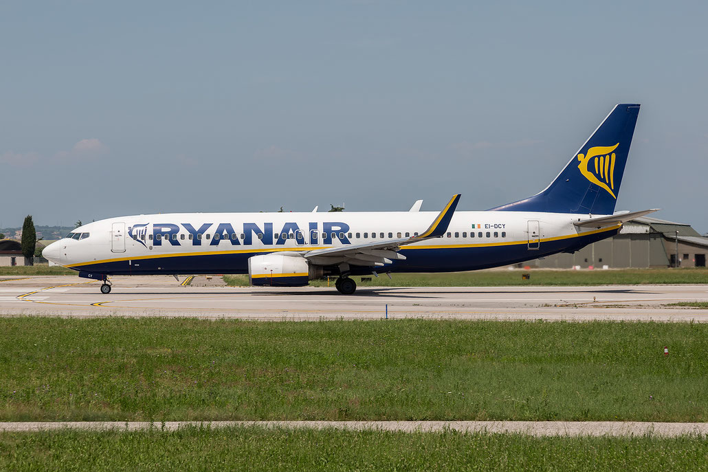 EI-DCY B737-8AS 33570/1637 Ryanair @ Aeroporto di Verona 22.05.2017 © Piti Spotter Club Verona