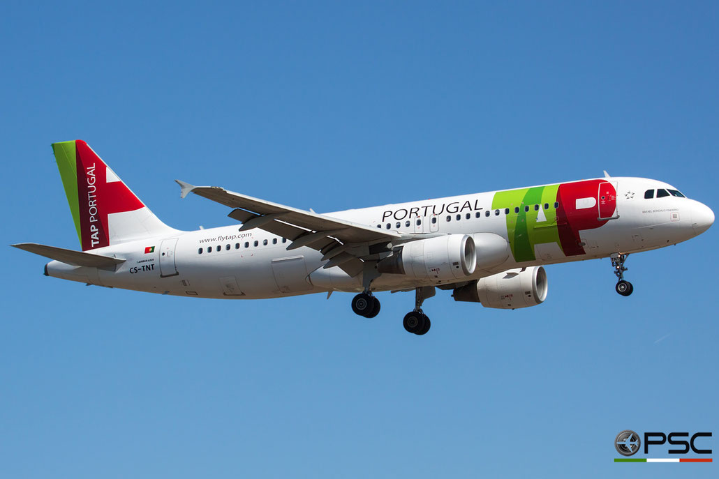 CS-TNT A320-214 4095 TAP Portugal - Transportes Aéreos Portugueses @ Bologna Airport 16.09.2015 © Piti Spotter Club Verona