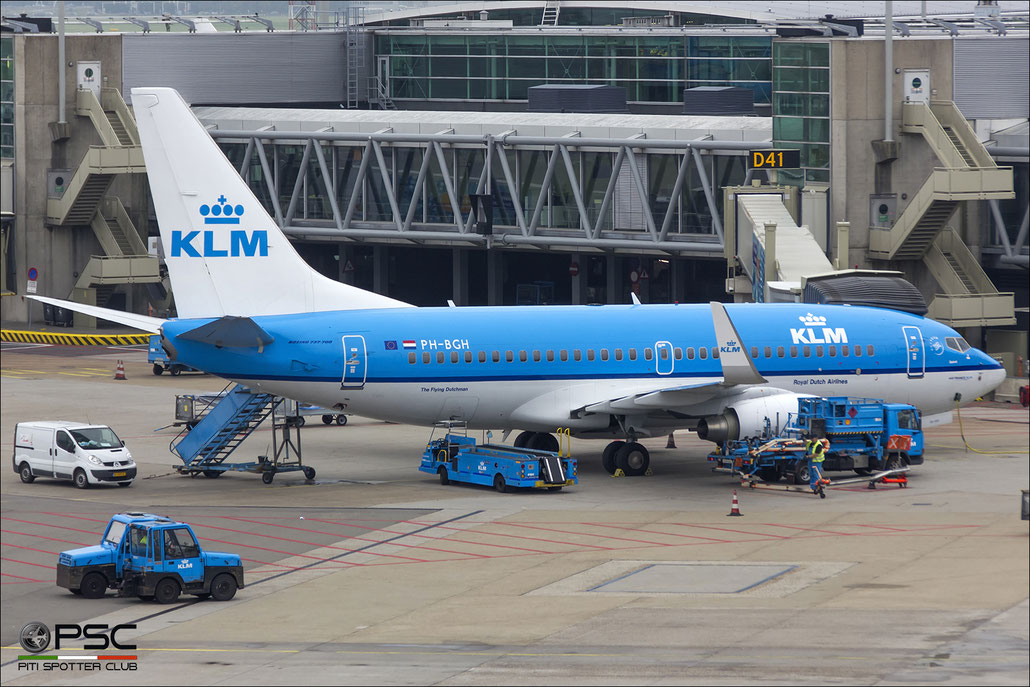 PH-BGH B737-7K2 38053/3119 KLM Royal Dutch Airlines  @ Amsterdam Airport - 09.2013  © Piti Spotter Club Verona