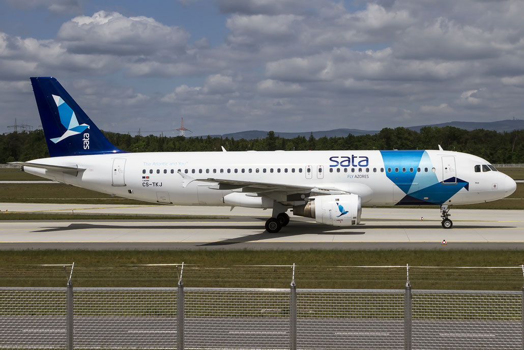 CS-TKJ A320-212 795 SATA Internacional - Serviço e Transportes Aéreos @ Frankfurt Airport 08.05.2015 © Piti Spotter Club Verona