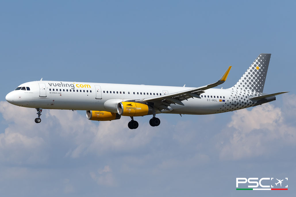 EC-MQL Airbus A321-231 7621  V2533-A5 Klaus' Angels Vueling (Pembroke) 2017 @ Barcellona BCN 09 2025 © Piti Spotter Club Verona
