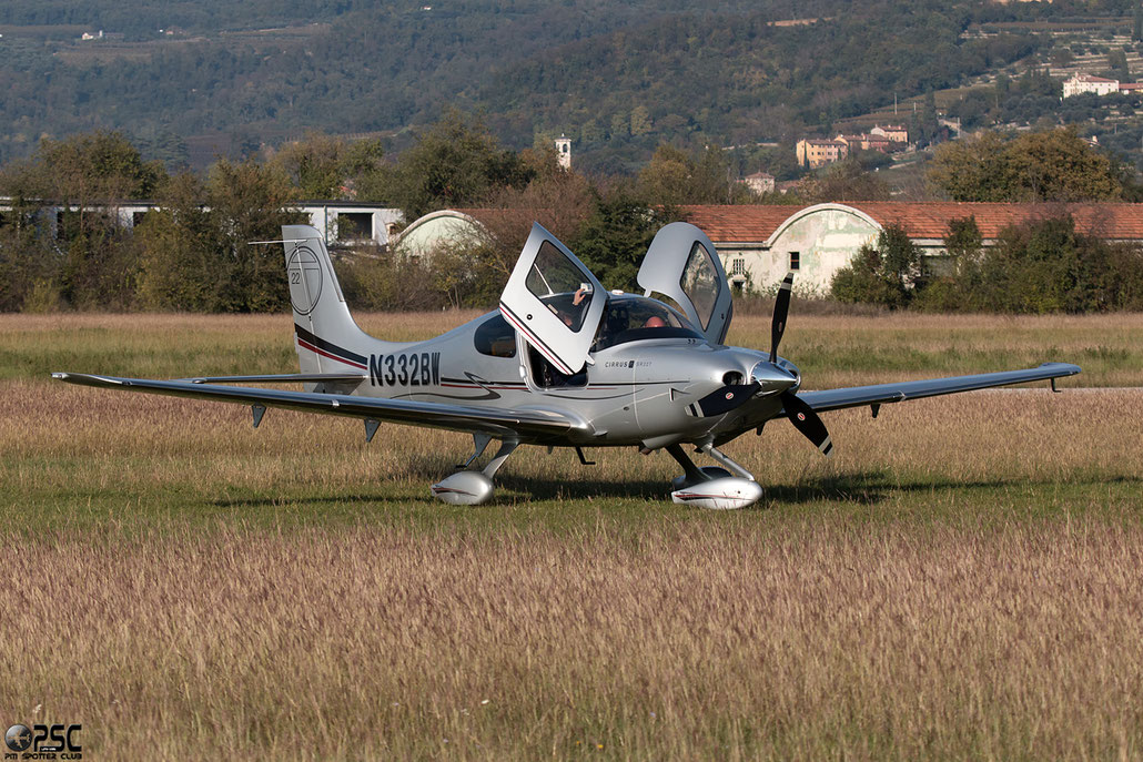 N332BW - Cirrus SR22 @ Aeroporto Verona Boscomantico © Piti Spotter Club Verona