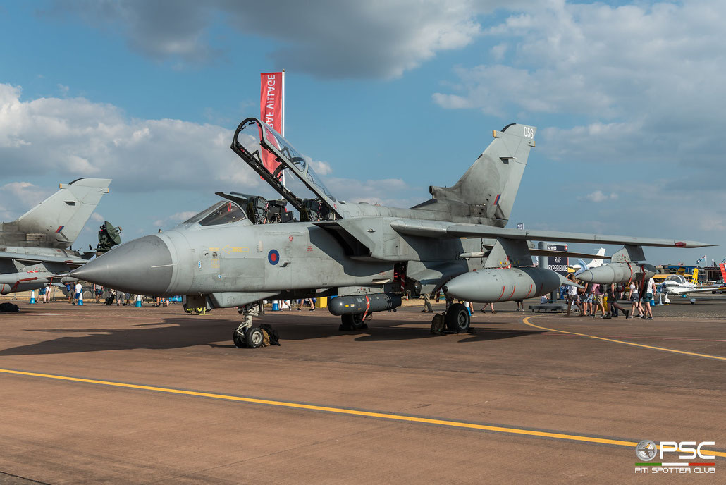 ZA588  056  Tornado GR4  098/BS031/3052   © Piti Spotter Club Verona 