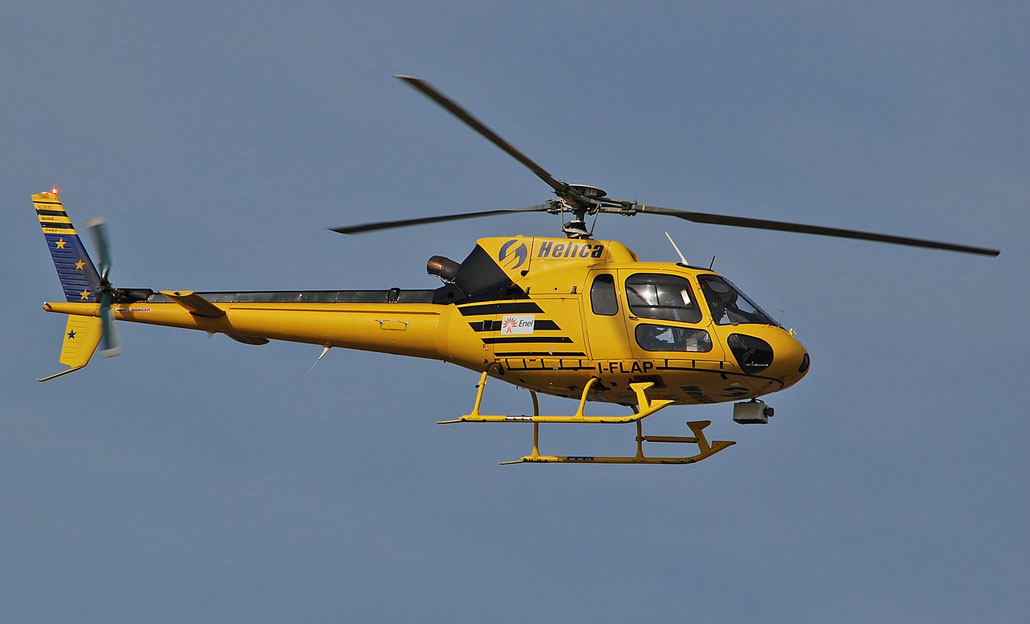 I-FLAP Aerospatiale AS350B2 Ecureuil ( c/n 2487 ) - mfg: 1991 Helica - @ Aeroporto di Verona 18.10.2018 © Piti Spotter Club Verona