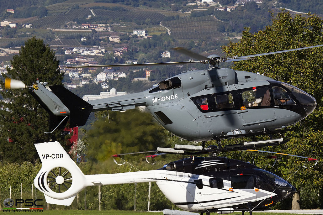 M-ONDE Eurocopter EC145 Serial 9052 Private @ Aeroporto di Trento 11 2021 © Piti Spotter Club Verona