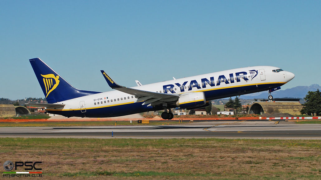 EI-EVK B737-8AS 40298/3958 Ryanair @ Aeroporto di Verona 04.2019 © Piti Spotter Club Verona