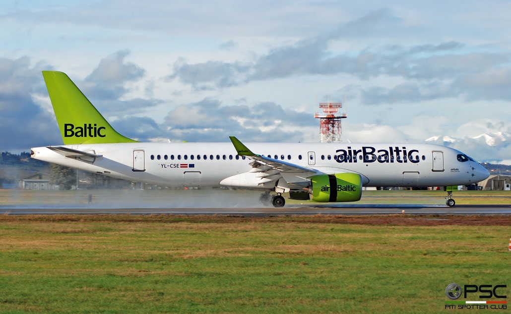 YL-CSE CS300 55007 airBaltic @ Aeroporto di Verona 12.2019  © Piti Spotter Club Verona