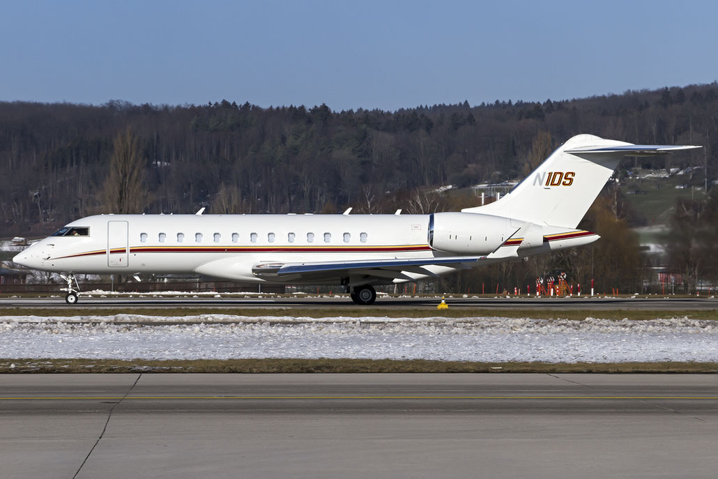  N1DS Global Express XRS 9402 DCS Management Services Inc. @ Zurich Airport 21.01.2016 © Piti Spotter Club Verona
