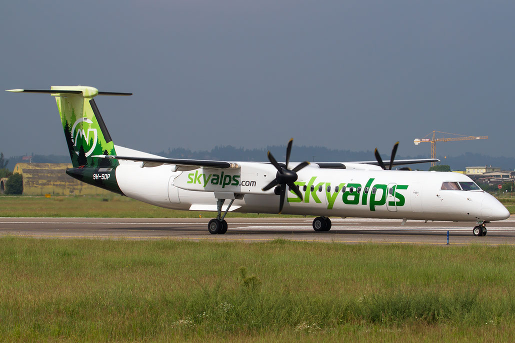 9H-SOP DHC-8-402 4242 Sky Alps @ Aeroporto di Verona - 09/2023  ©  Piti Spotter Club Verona