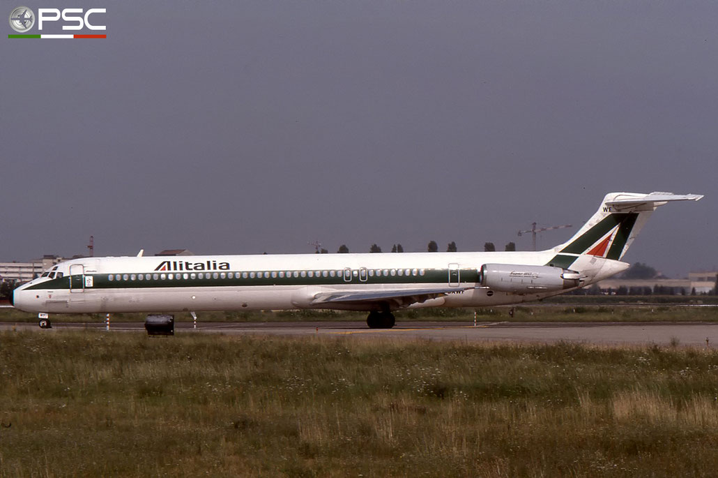 I-DAWF  MD-82  49200/1147  Alitalia  @ Aeroporto di Verona © Piti Spotter Club Verona 