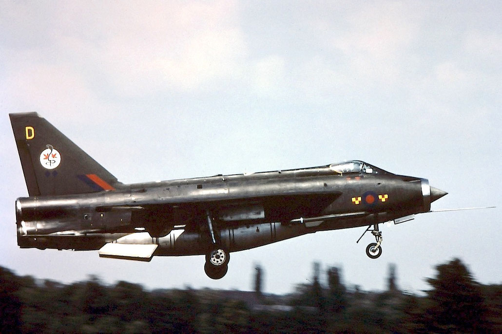 XS931 D Lightning F6 95264 5sq