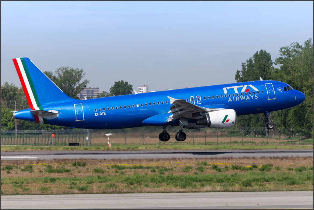 EI-DTA A320-216 3732 ITA Airways @ Milano Linate 04.2023 © Piti Spotter Club Verona