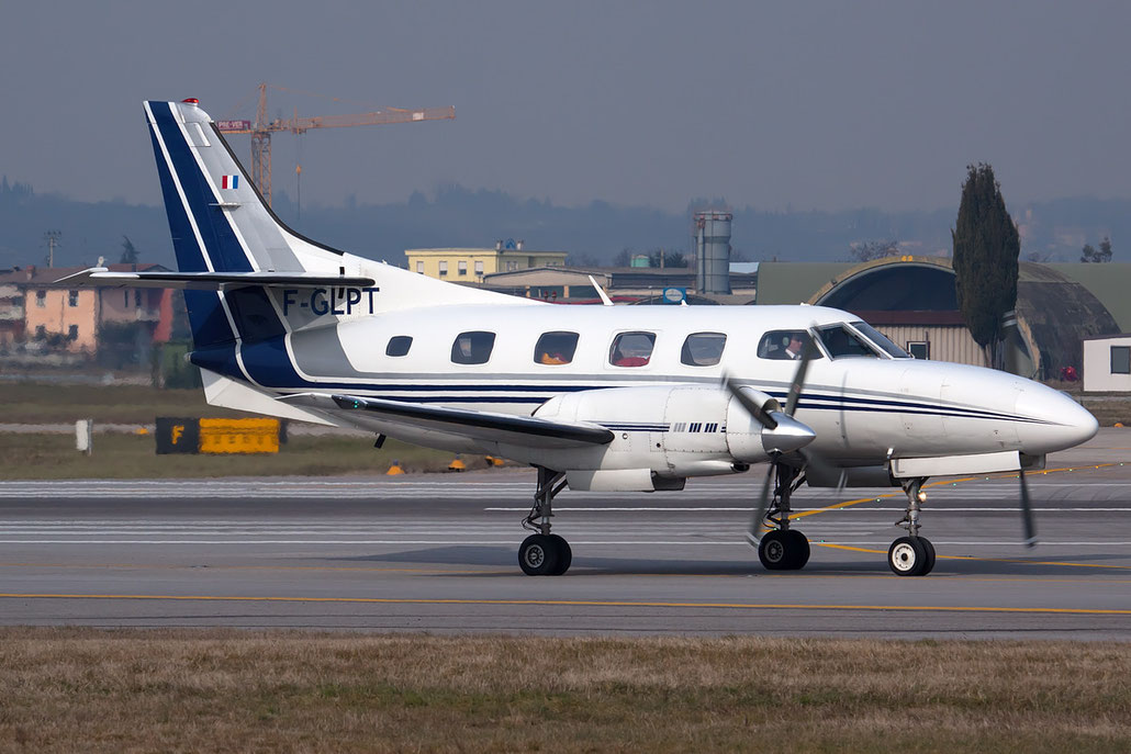 F-GLPT SA226T(B) T-298 Airlec Air Espace
