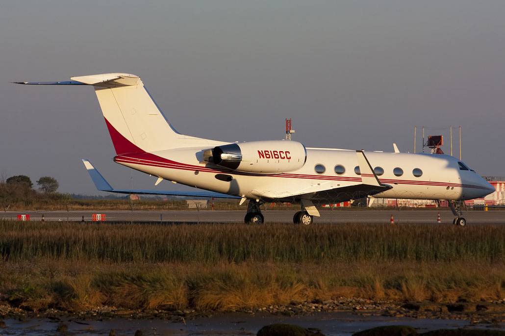 N616CC G-IVSP 1455 Capstar Radio Operating Co. @ Venezia Airport 29.12.2011 © Piti Spotter Club Verona