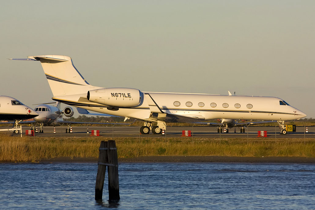 N671LE G550 5130 Access Industries @ Venezia Airport 27.08.2012 © Piti Spotter Club Verona