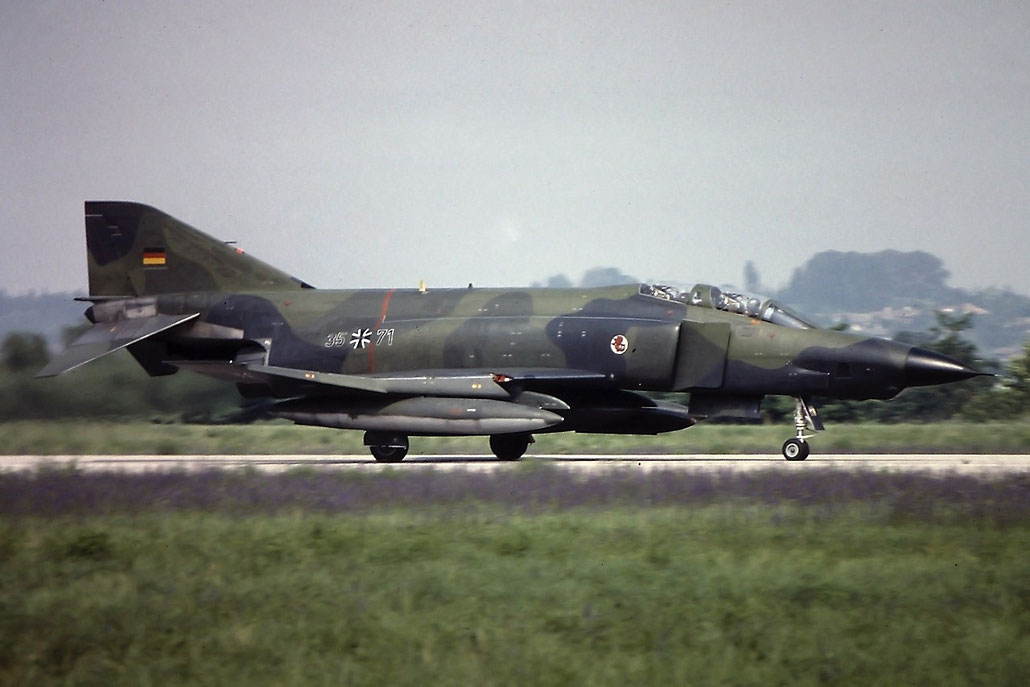 35+71   RF-4E-47-MC  4163 @ Aeroporto di Verona   © Piti Spotter Club Verona