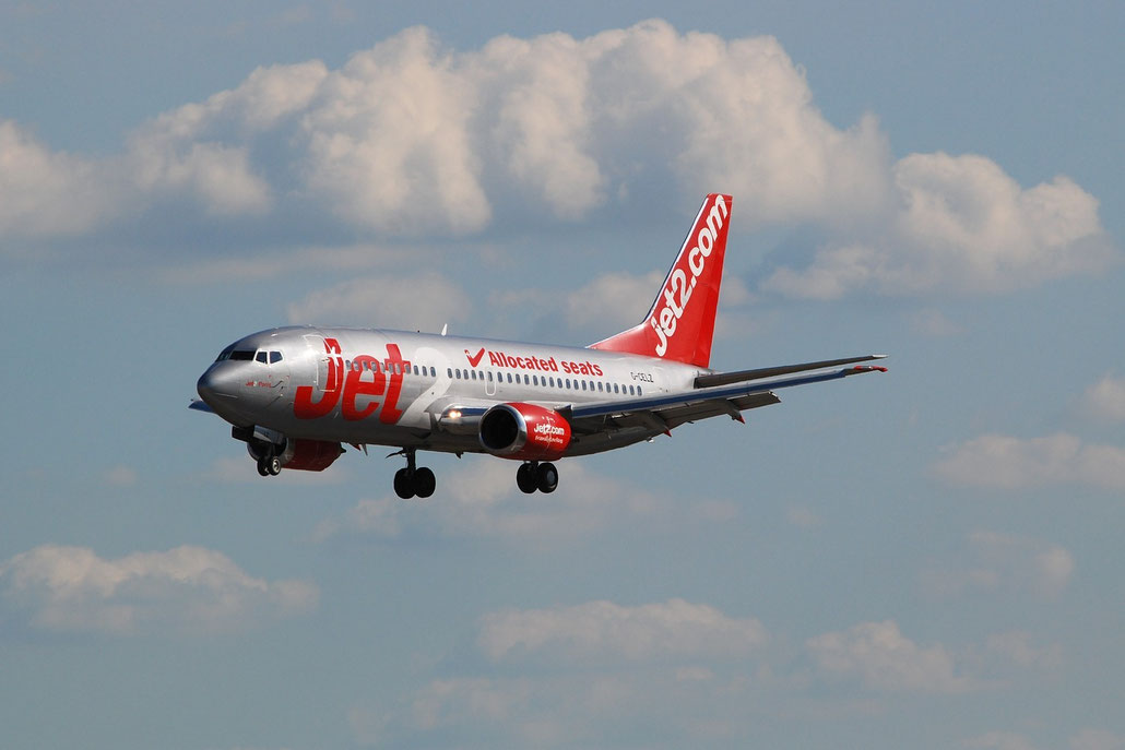 G-CELZ B737-377QC 23658/1281 Jet2 @ Aeroporto di Verona © Piti Spotter Club Verona