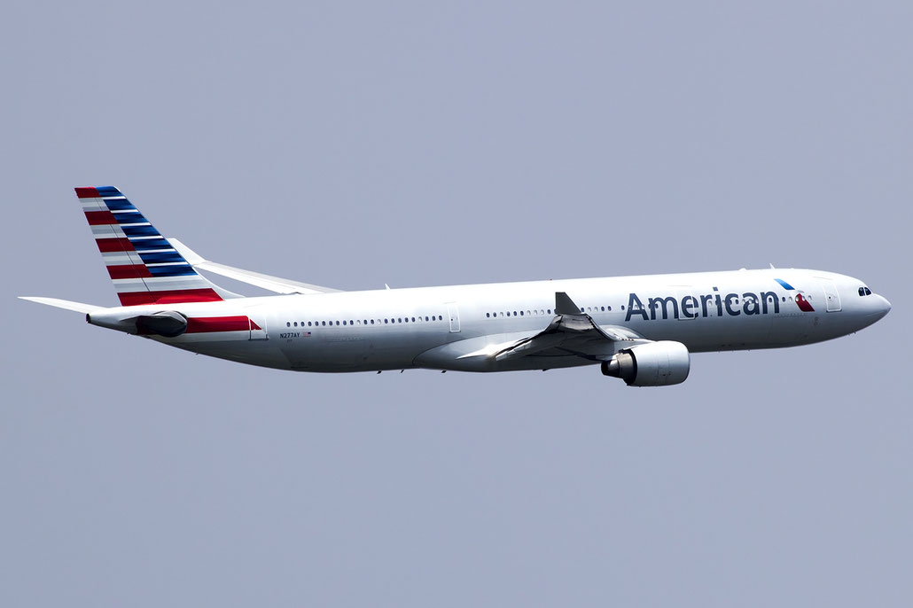 N277AY A330-323X 380 American Airlines @ Venezia Airport 25.04.2016 © Piti Spotter Club Verona