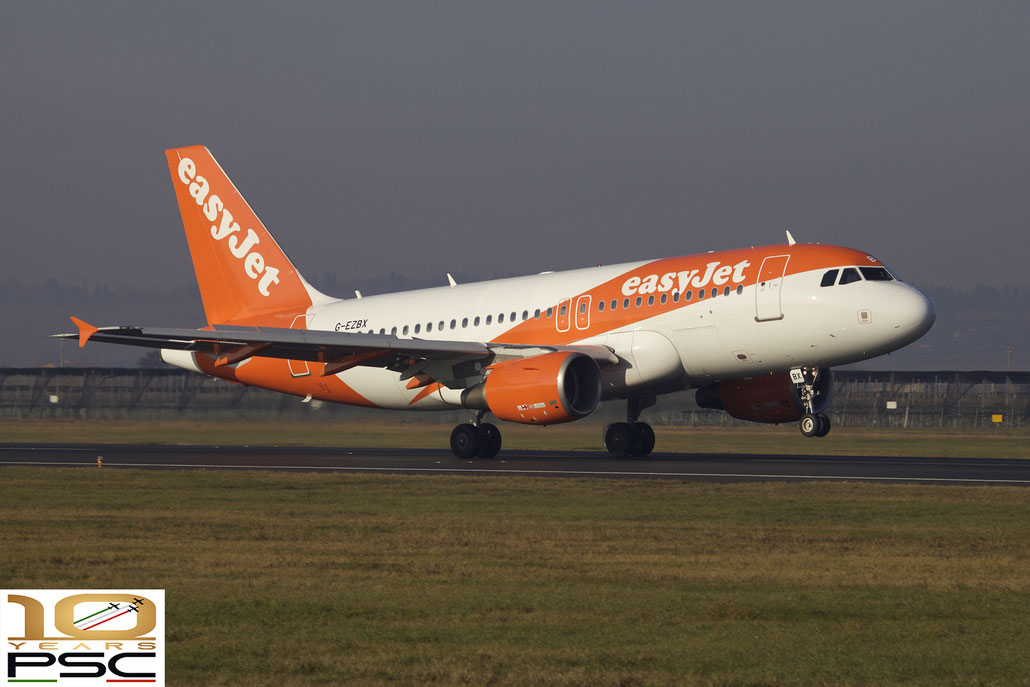 G-EZBX  A319-111  3137  easyJet  @ Aeroporto di Verona  12 2021 © Piti Spotter Club Verona