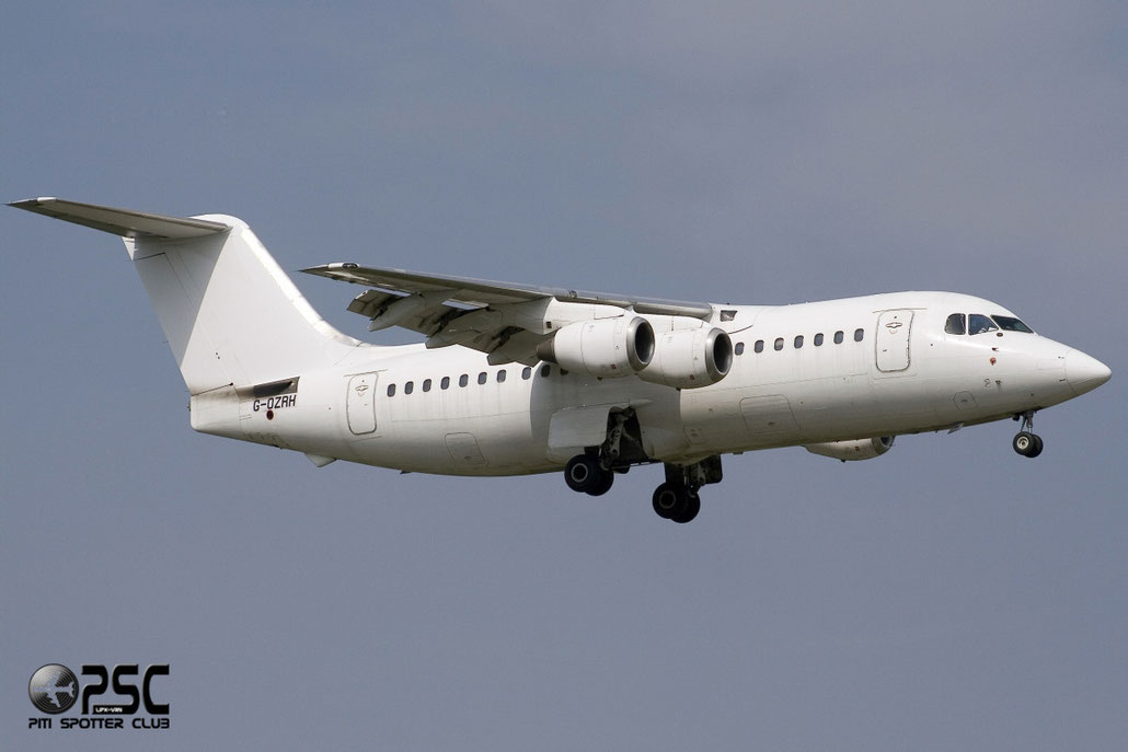 G-OZRH BAe146-200 E2047 CityJet