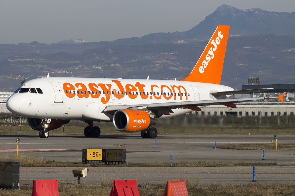 G-EZEN A319-111 2245 EasyJet Airline @ Aeroporto di Verona © Piti Spotter Club Verona