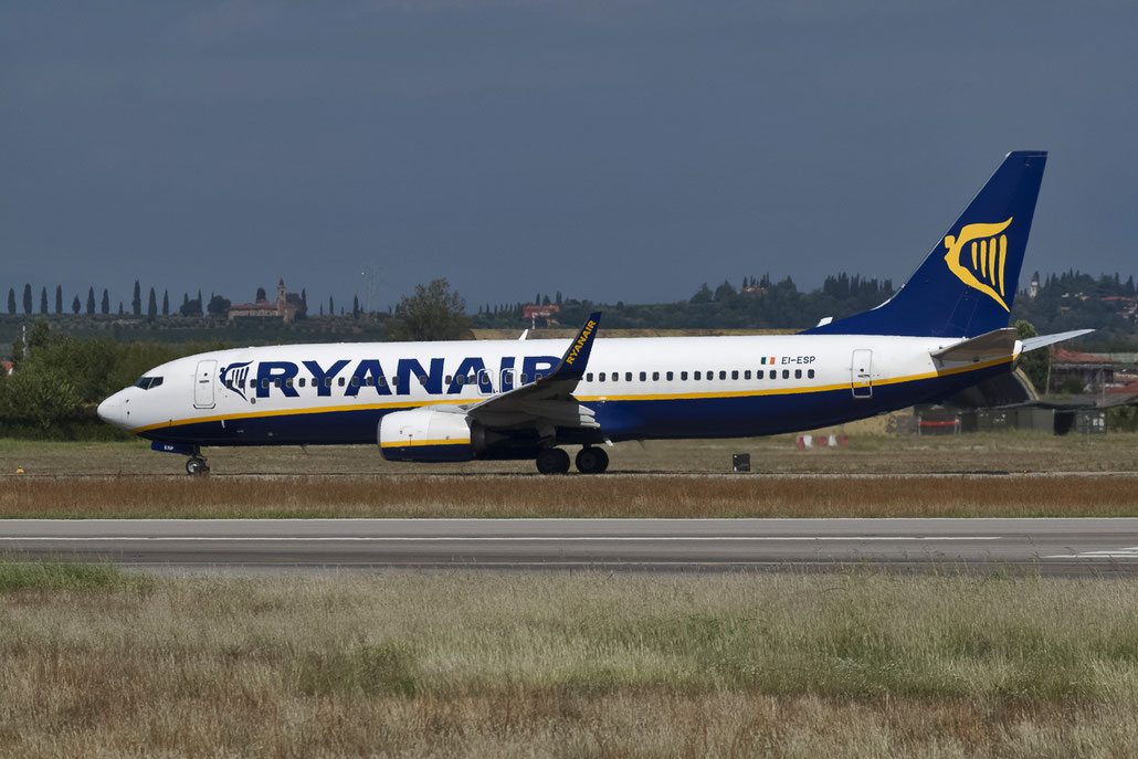 EI-ESP B737-8AS 34990/3789 Ryanair @ Aeroporto di Verona 09.08.2017 © Piti Spotter Club Verona