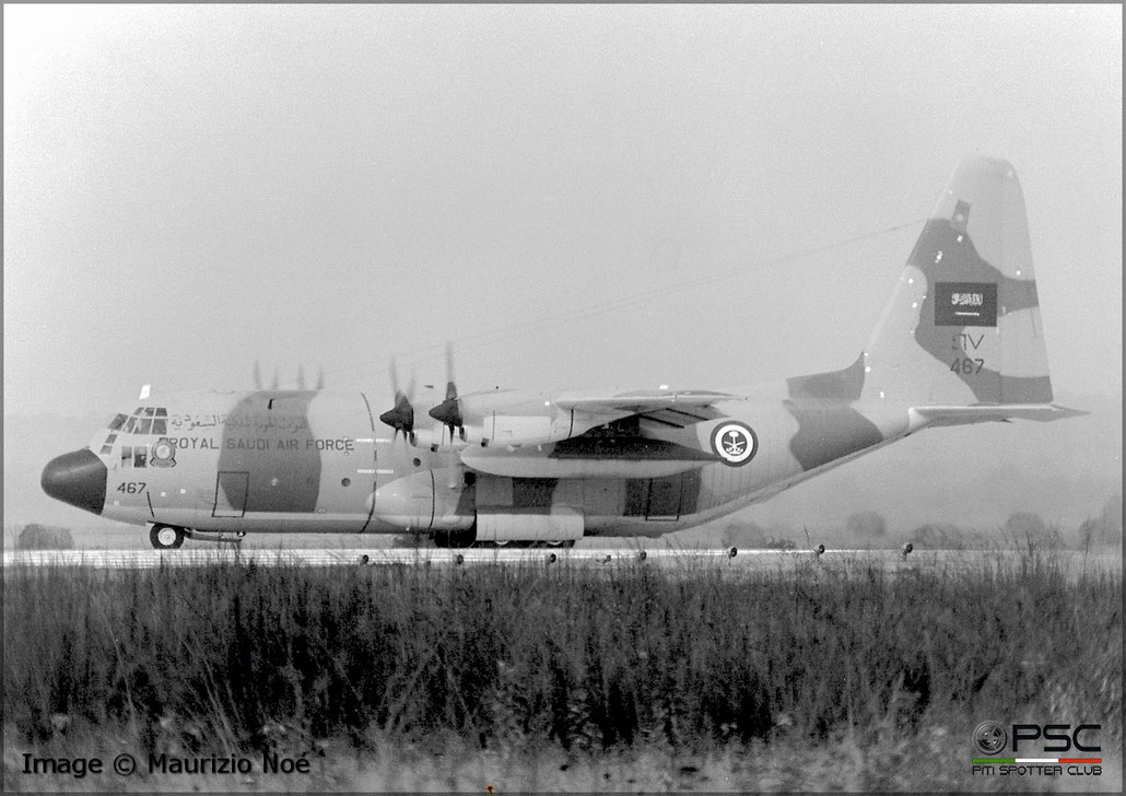 467 Lockheed C-130H Hercules 4741  T56-A-15  Royal Saudi Air Force 1977 © collezione Maurizio Noè p.g.c. - Piti Spotter Club Verona