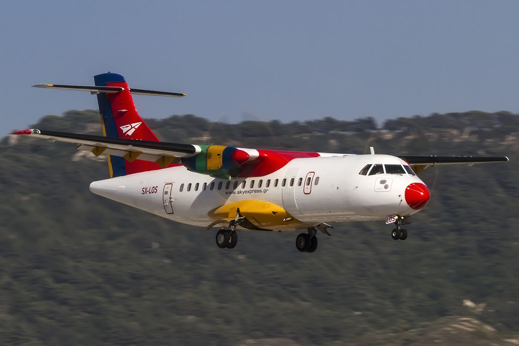SX-LOS ATR42-310 107 Sky Express @ Rhodes Airport 07.2015 © Piti Spotter Club Verona