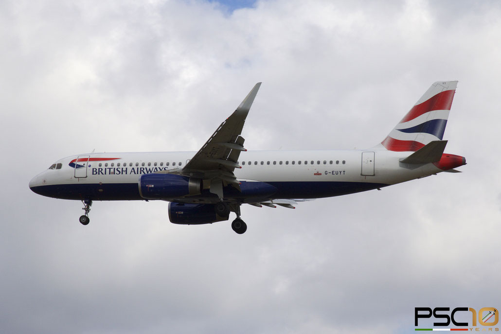 G-EUYT  A320-232  5985  British Airways  @ London Heathrow ©  2022 Piti Spotter Club Verona