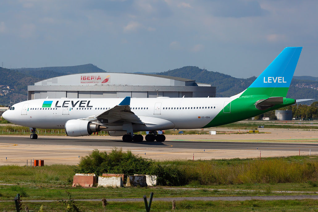 EC-ODA Airbus A330-202 814  CF6-80E1A3  Iberia>LEVEL (Deucalion Aviation) 2007  @ Barcellona BCN 09 2025 © Piti Spotter Club Verona