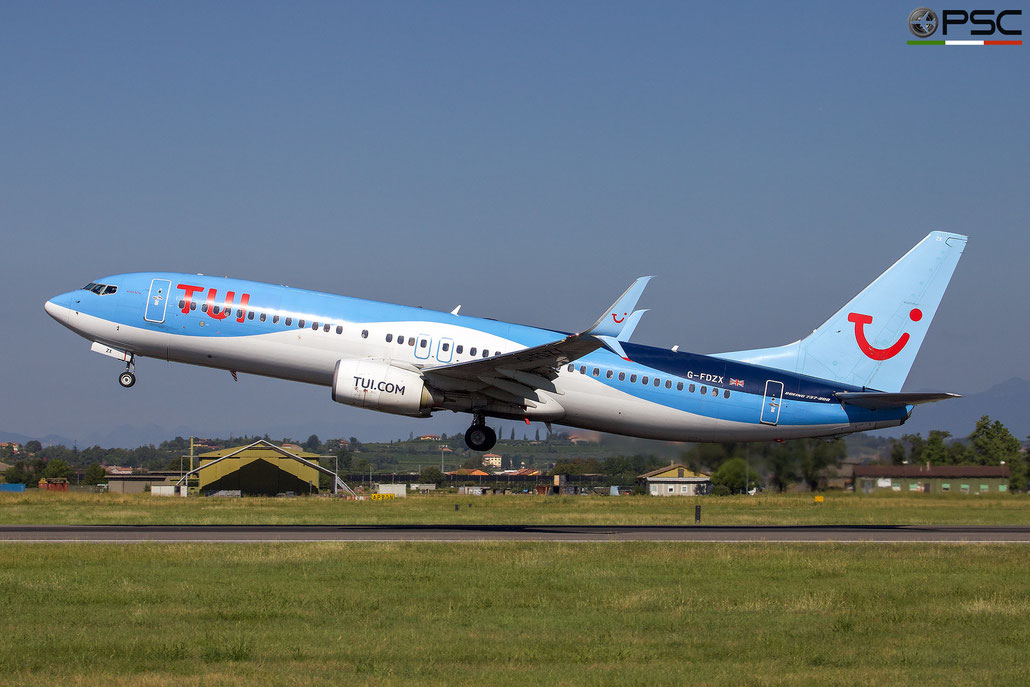 G-FDZX B737-8K5 37258/3655 TUI Airways @ Aeroporto di Verona - 09/2023  © Piti Spotter Club Verona